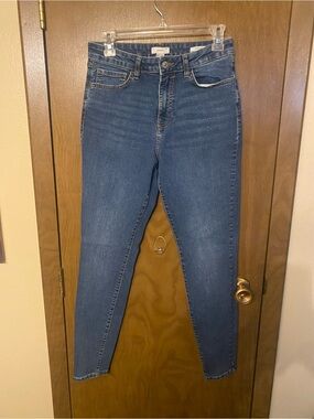 Forever 21 Dark Blue High-Rise Skinny Jeans